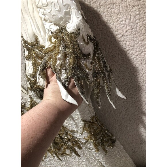 CLAIRES’S COLLECTION Beauty white Pageant Cocktail Gown SIZE In Measurements - Picture 3 of 16